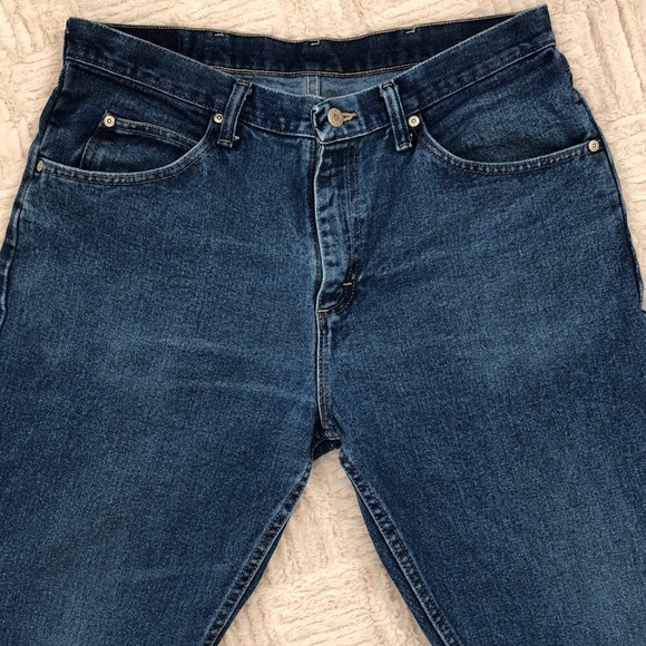 Wrangler 34 x 30 jeans, EUC - Picture 4 of 14